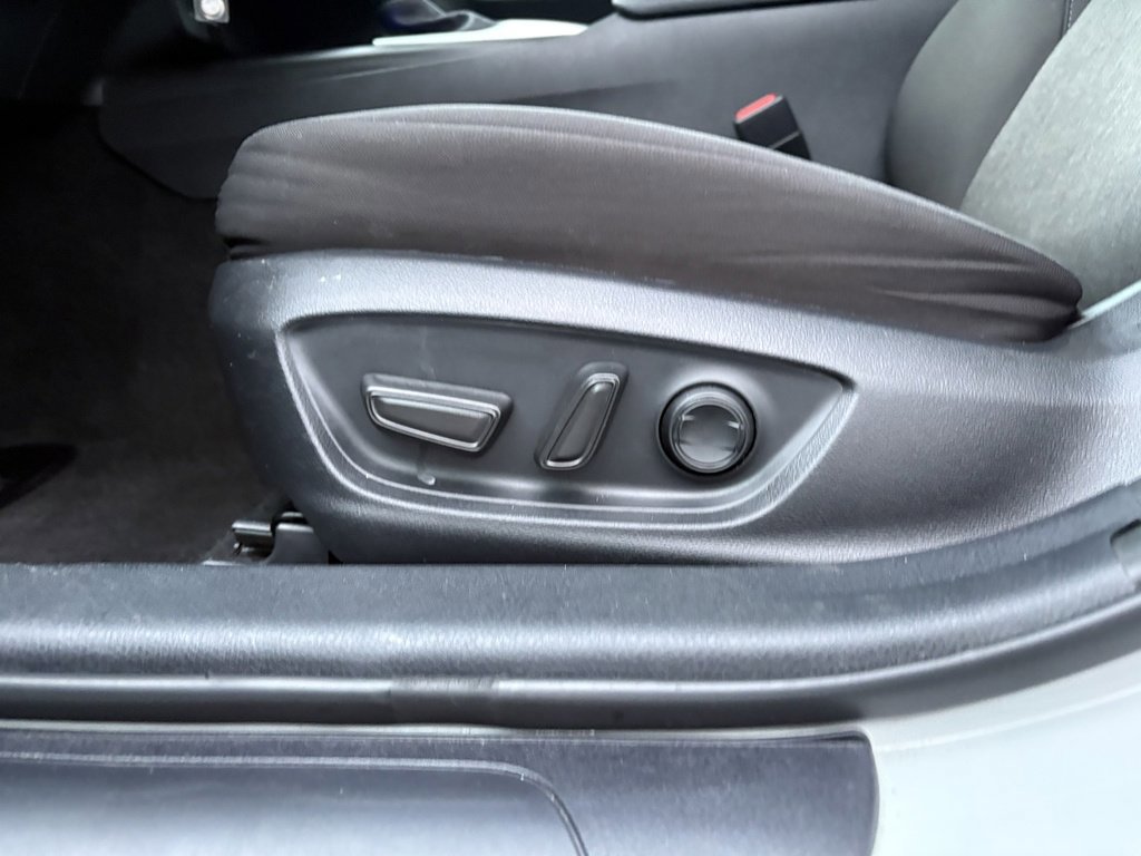 Used 2024 Toyota Camry LE image 16