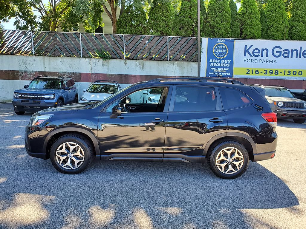 Used 2019 Subaru Forester Premium w/ All-Weather Package AWD/4WD image 10
