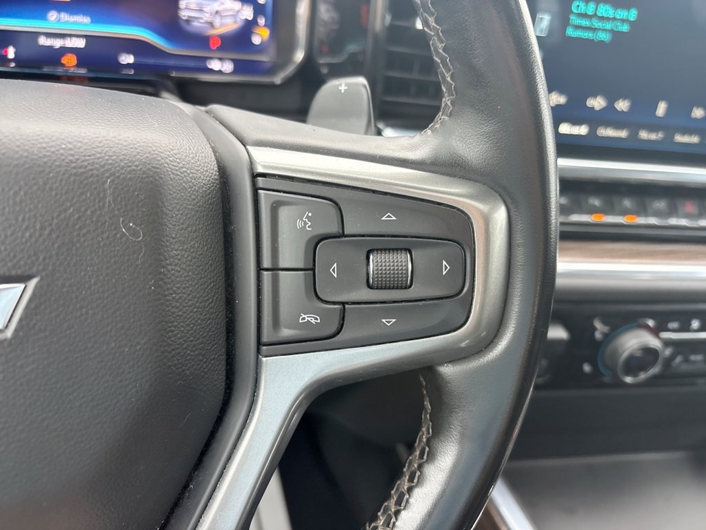 Used 2024 Chevrolet Silverado 1500 RST AWD/4WD image 32