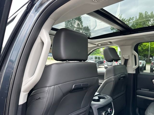 Certified 2025 Ford Expedition Active AWD/4WD image 39