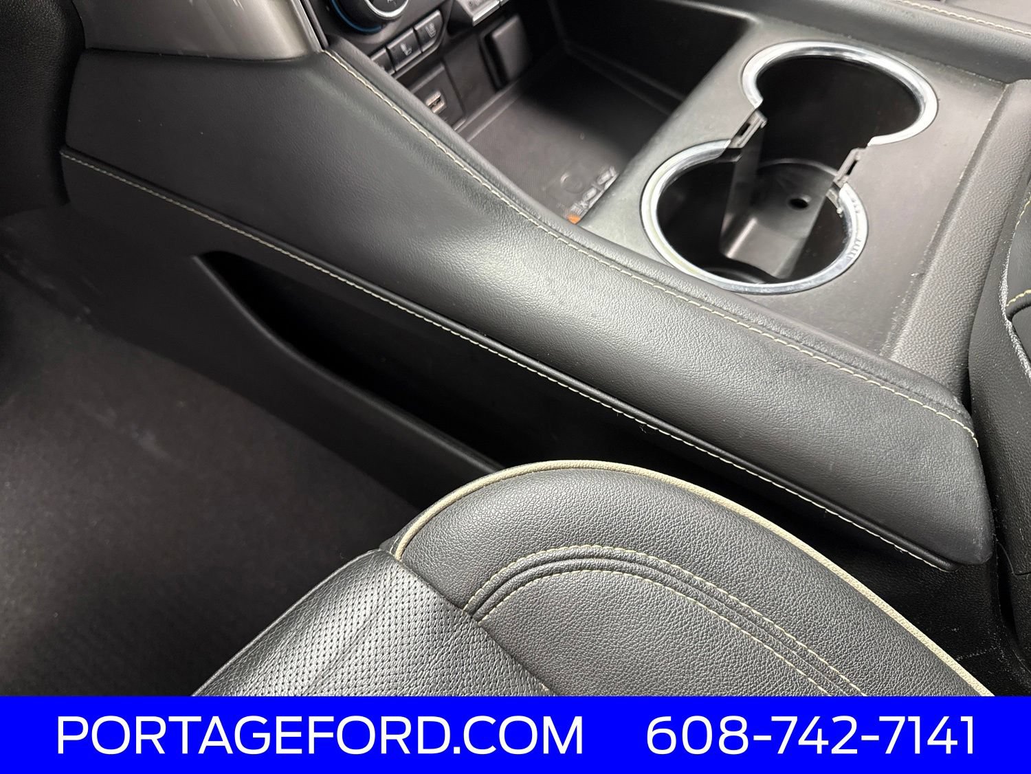 Used 2023 Chevrolet Tahoe Premier AWD/4WD image 22