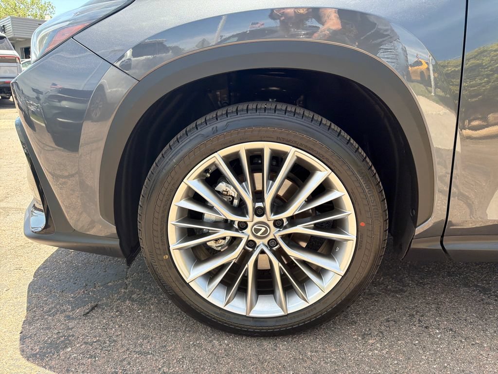 Used 2025 Lexus NX 350 AWD w/ Accessory Package (2T) image 37