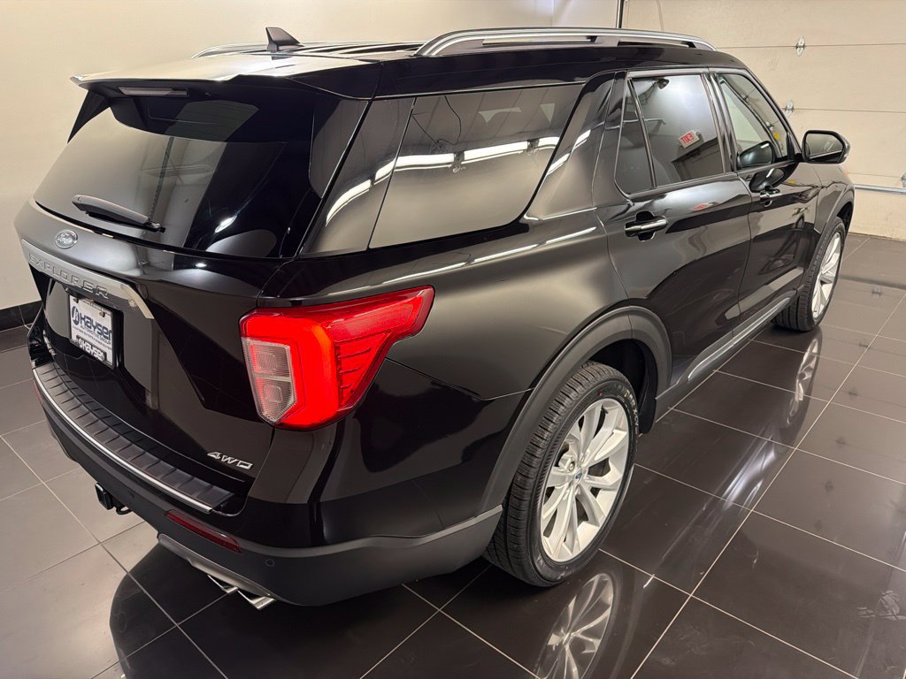 Certified 2023 Ford Explorer Platinum w/ Technology Package AWD/4WD image 6