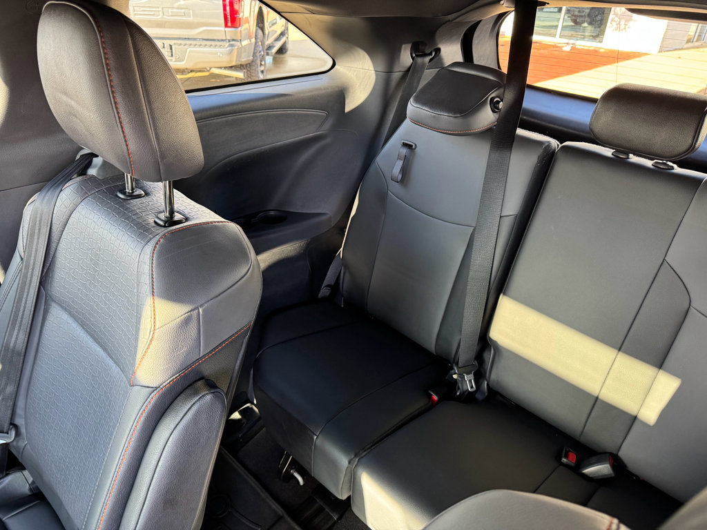 Used 2021 Toyota Sienna XSE image 25