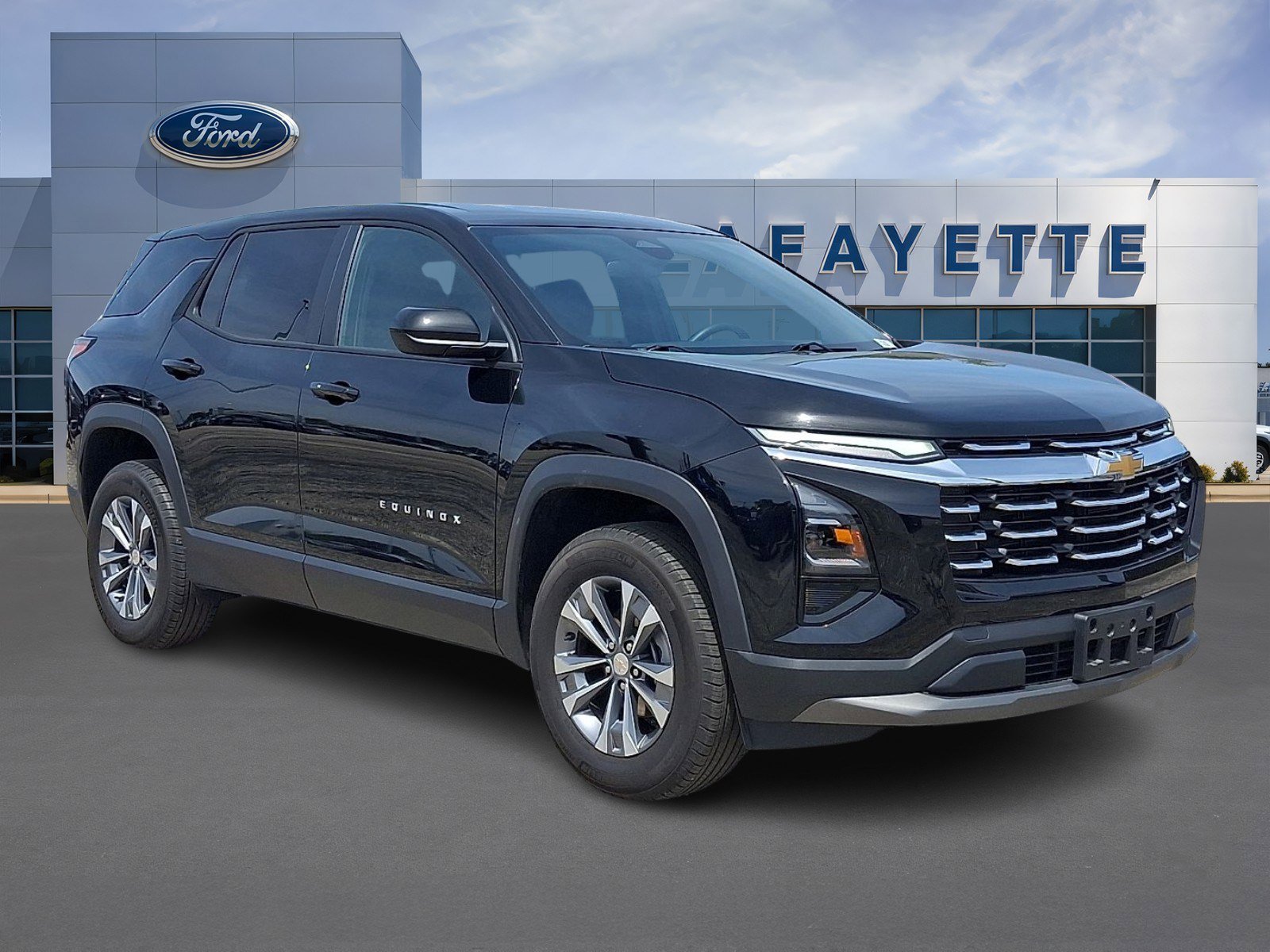 Used 2025 Chevrolet Equinox LT image 1