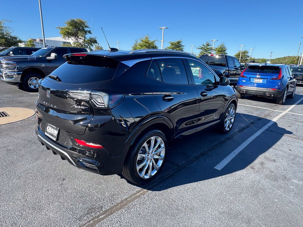 Used 2024 Buick Encore GX Avenir w/ Avenir Technology Package FWD image 7
