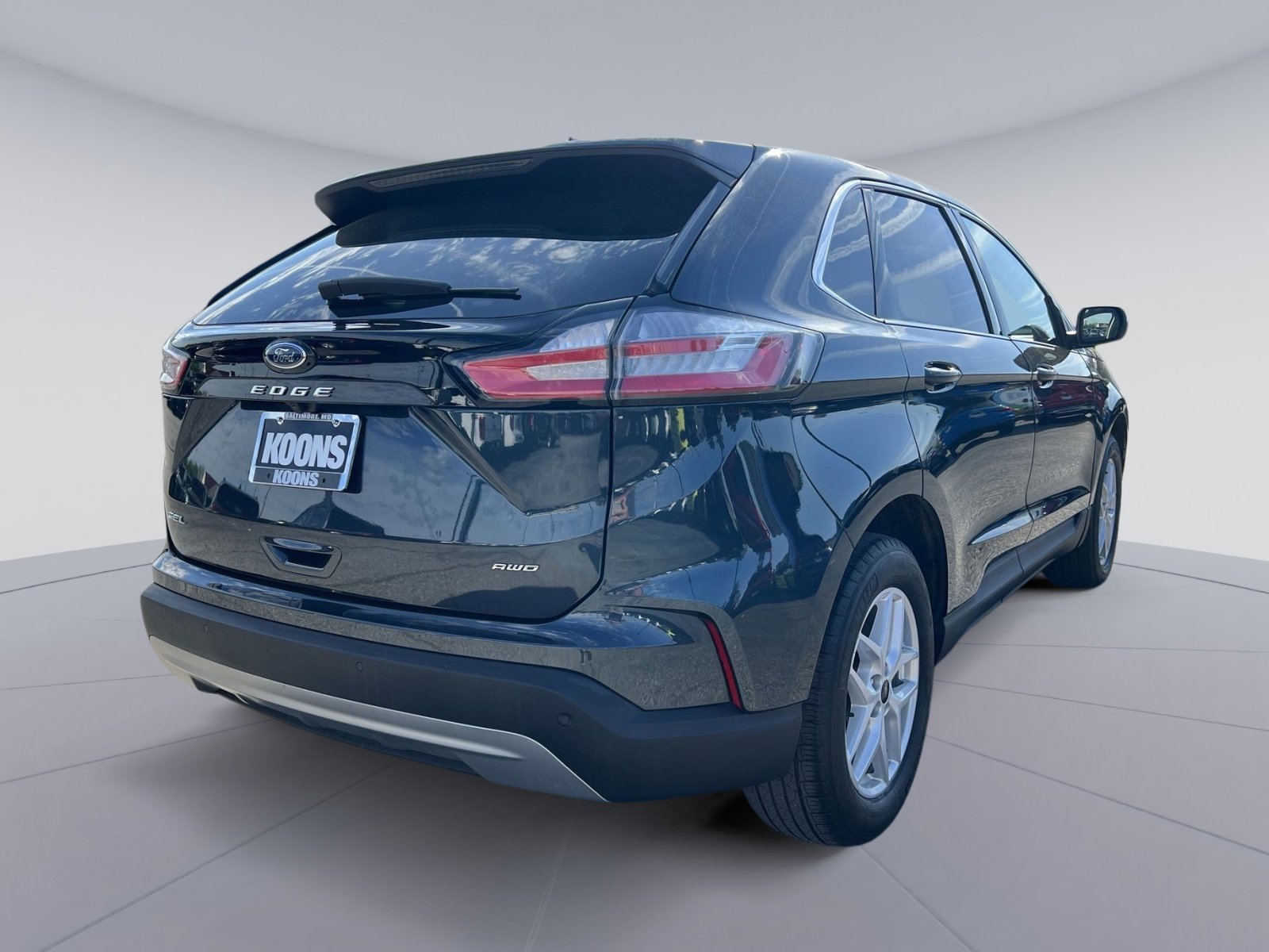 Certified 2023 Ford Edge SEL w/ Convenience Package AWD/4WD image 16