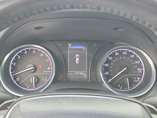 Used 2020 Toyota Camry SE FWD image 26