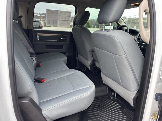 Used 2019 RAM 1500 Classic SLT image 19