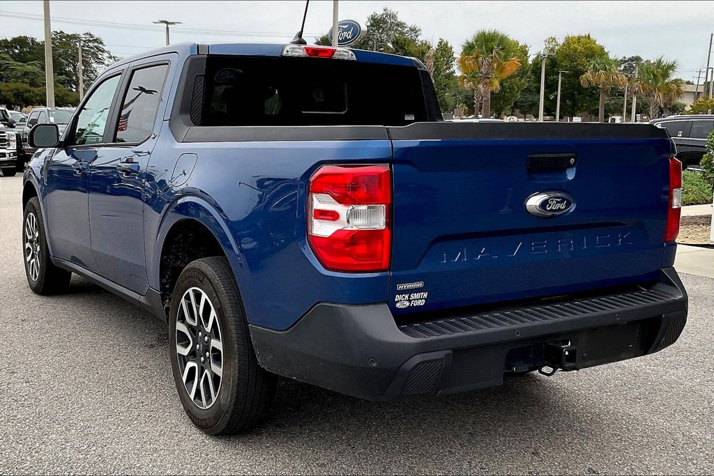 Certified 2024 Ford Maverick Lariat FWD image 4