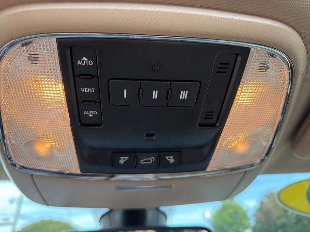 Used 2020 Jeep Grand Cherokee Limited AWD/4WD image 10