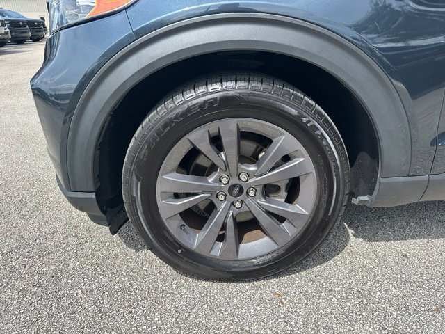 Certified 2022 Ford Explorer XLT w/ Equipment Group 202A RWD image 33