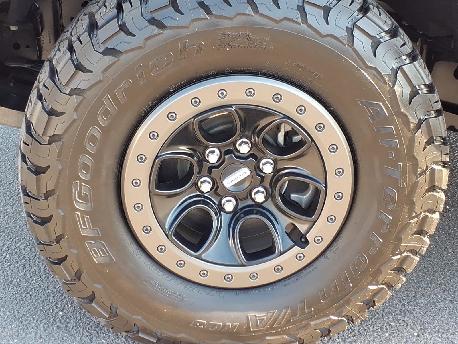 Certified 2022 Ford F150 Raptor w/ Equipment Group 801A High image 9