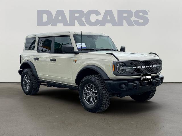 Certified 2025 Ford Bronco Badlands AWD/4WD image 1