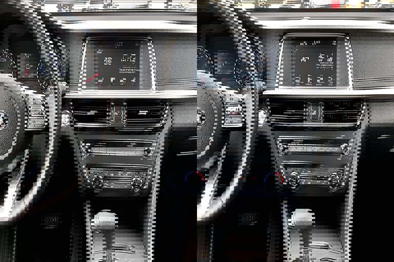 Used 2019 Kia Optima S image 11