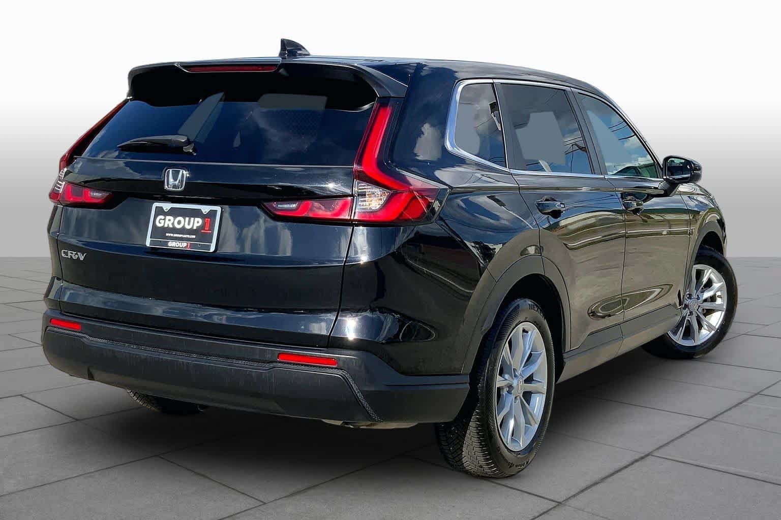 Used 2025 Honda CR-V EX image 13
