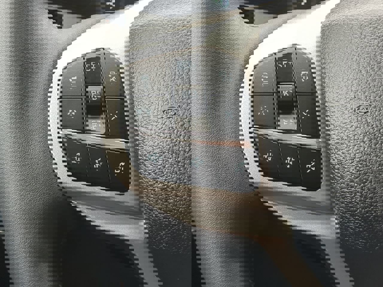 Certified 2025 Ford Explorer Active w/ Active Comfort Package image 23