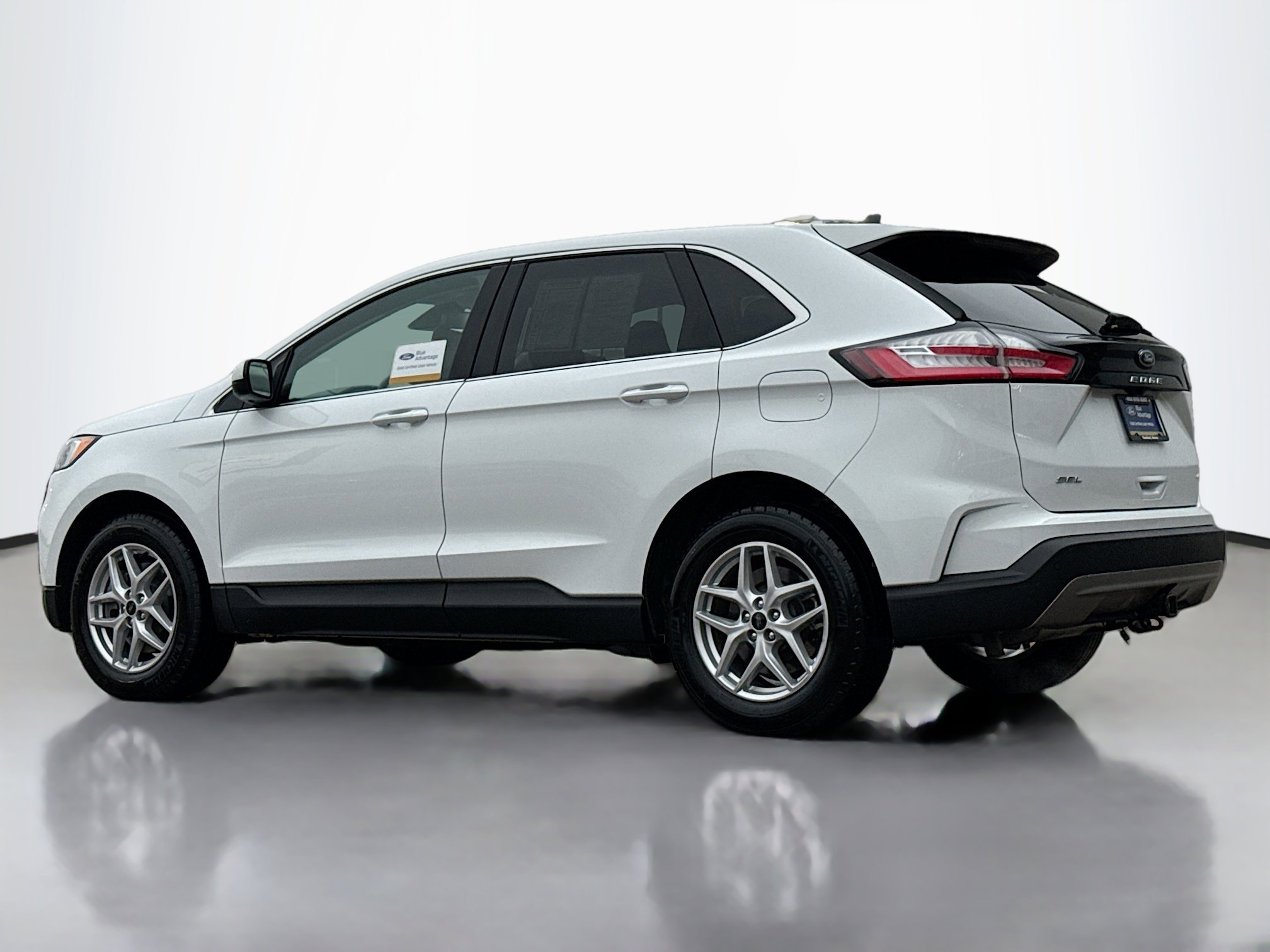 Certified 2024 Ford Edge SEL w/ Convenience Package image 13