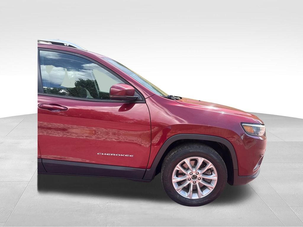 Used 2021 Jeep Cherokee Latitude FWD image 33