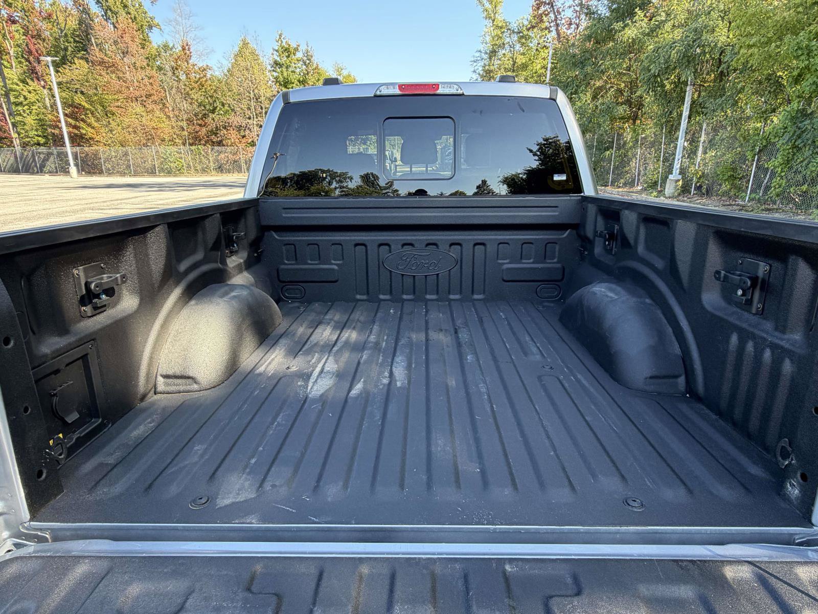 Certified 2023 Ford F150 Lariat w/ Equipment Group 502A High AWD/4WD image 31