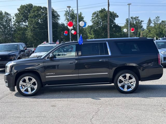 Used 2020 GMC Yukon XL Denali w/ Denali Premium Package AWD/4WD image 4