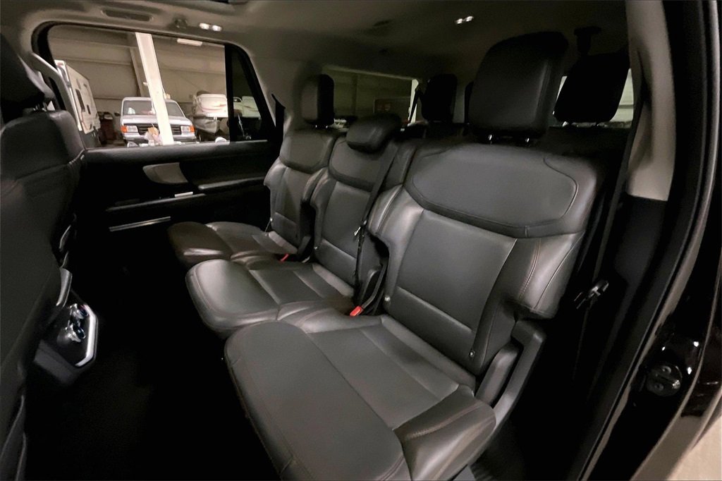Certified 2025 Ford Expedition Max Active image 25