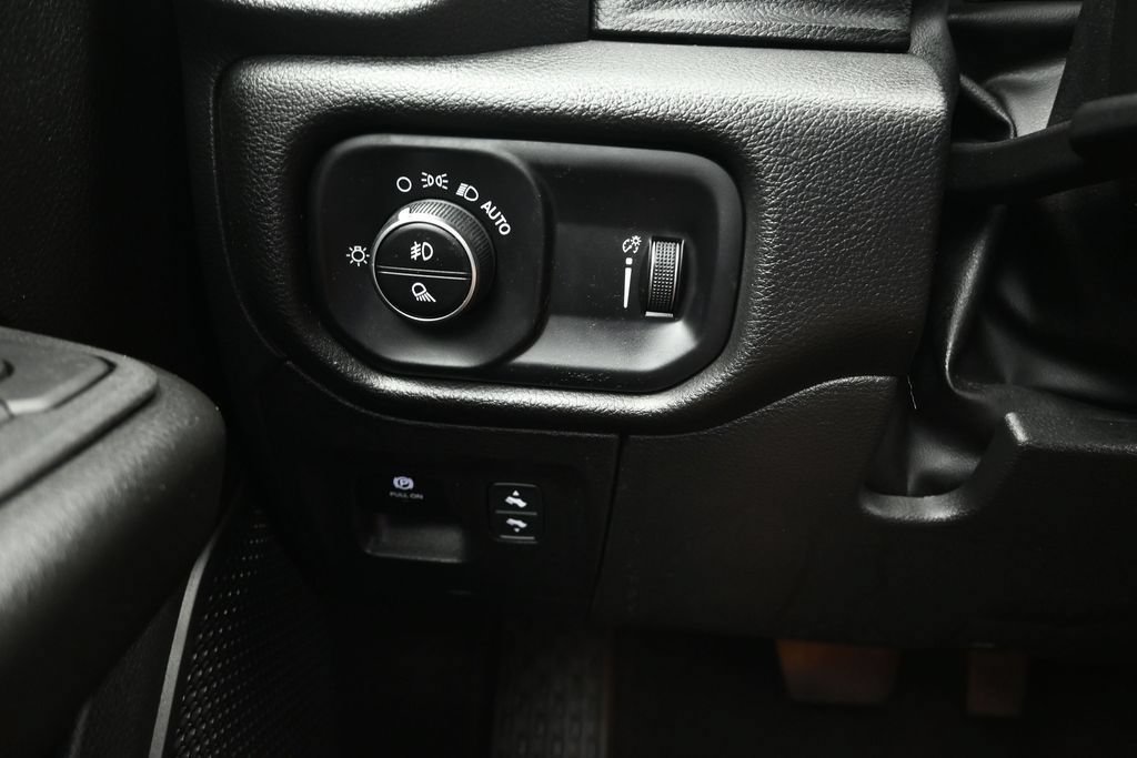 Used 2025 RAM 1500 Big Horn RWD image 25