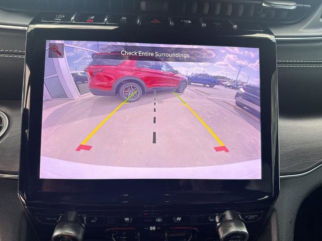 Used 2022 Jeep Grand Cherokee L Overland w/ Luxury Tech Group IV RWD image 19