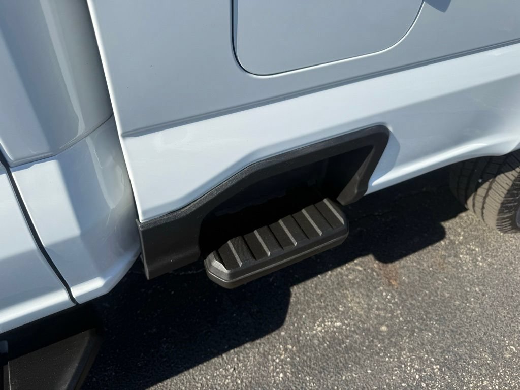 Certified 2025 Ford F350 XLT AWD/4WD image 46