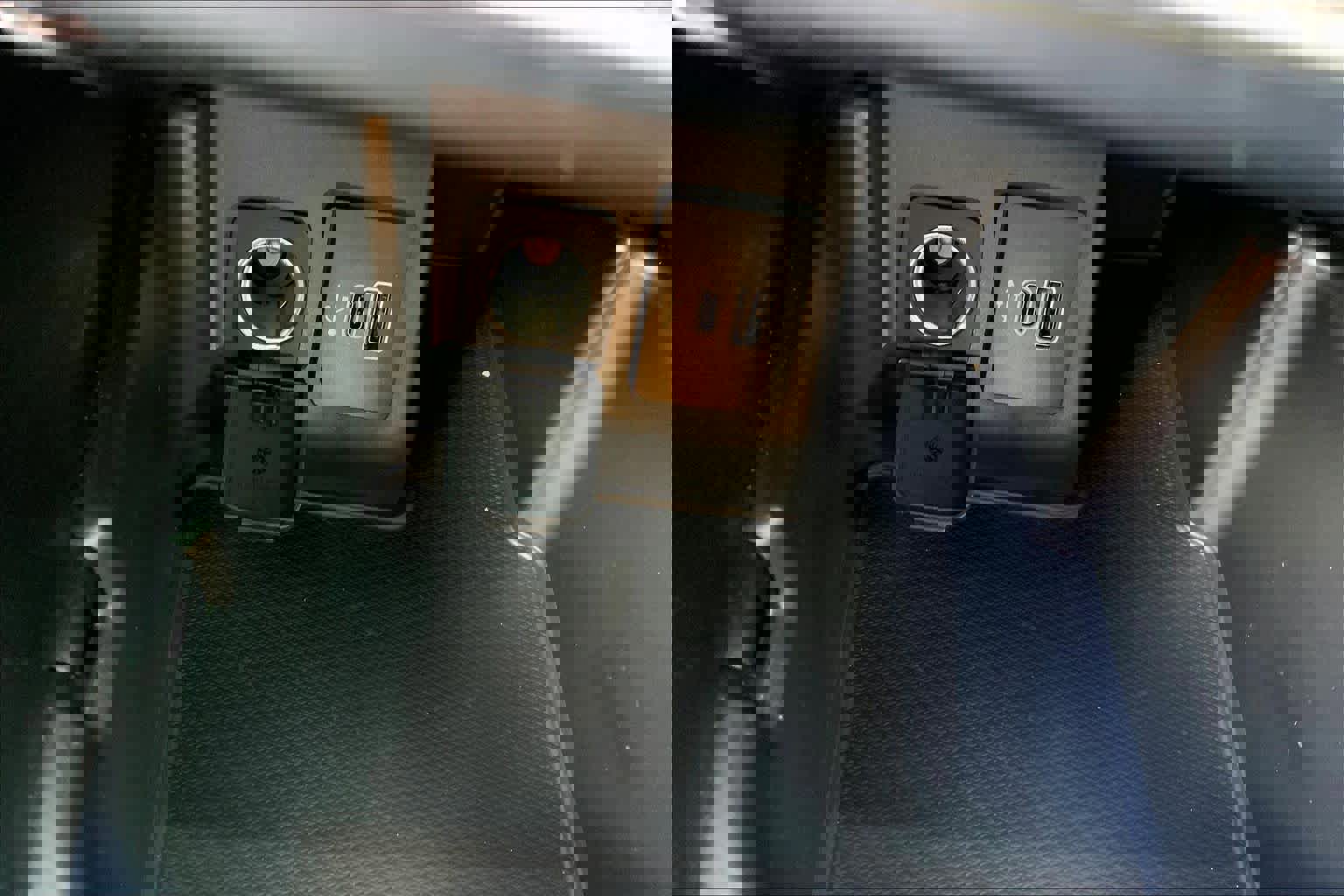 Certified 2025 Ford Explorer Active image 31