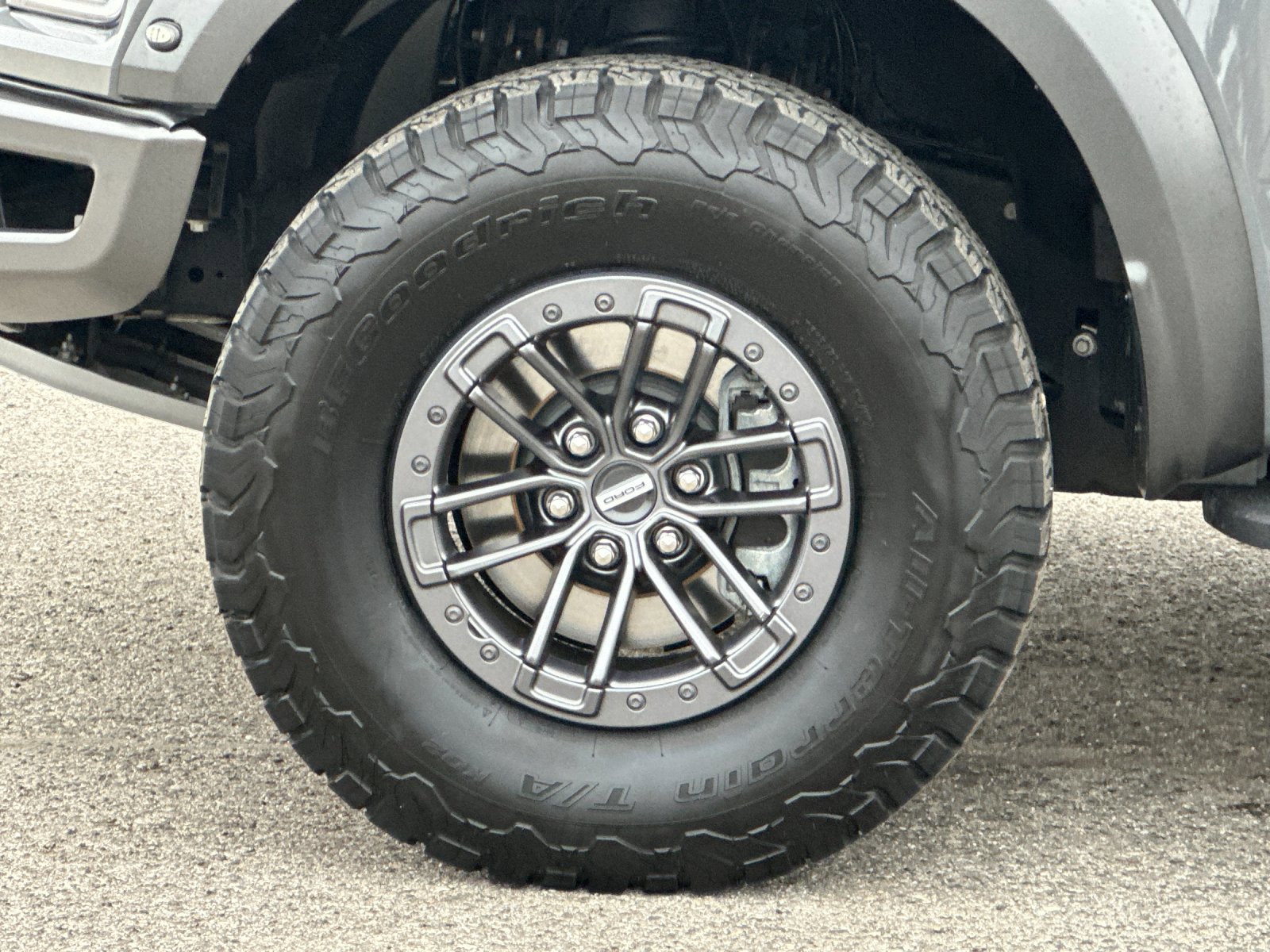 Certified 2020 Ford F150 Raptor w/ Equipment Group 802A Luxury image 25