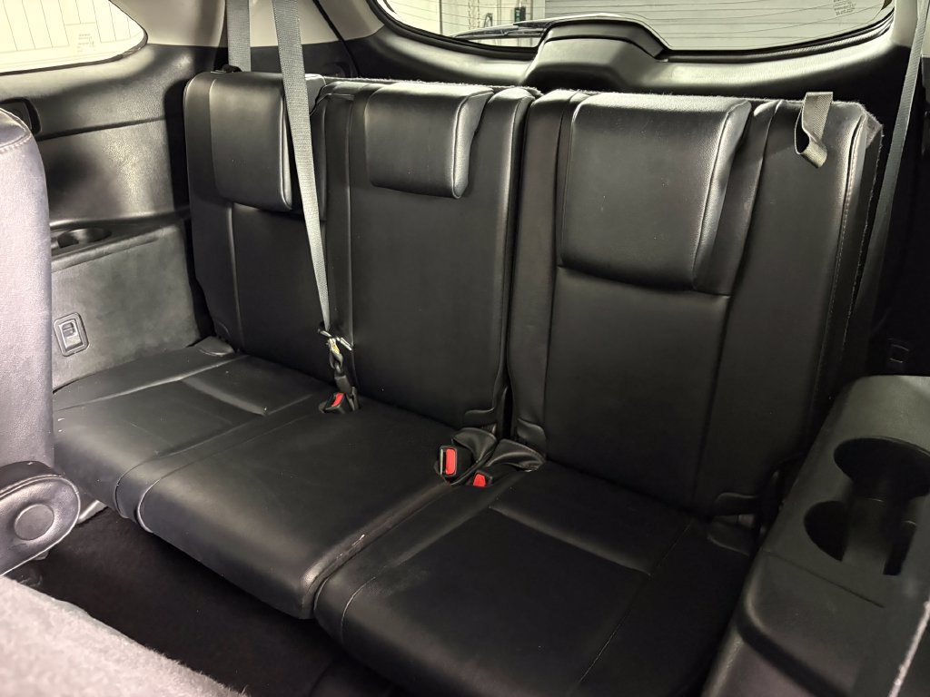 Used 2019 Toyota Highlander XLE FWD image 31