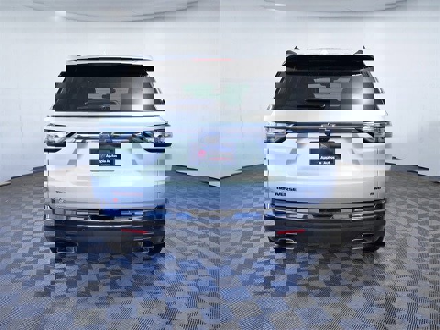 Used 2021 Chevrolet Traverse Premier w/ Redline Edition image 3