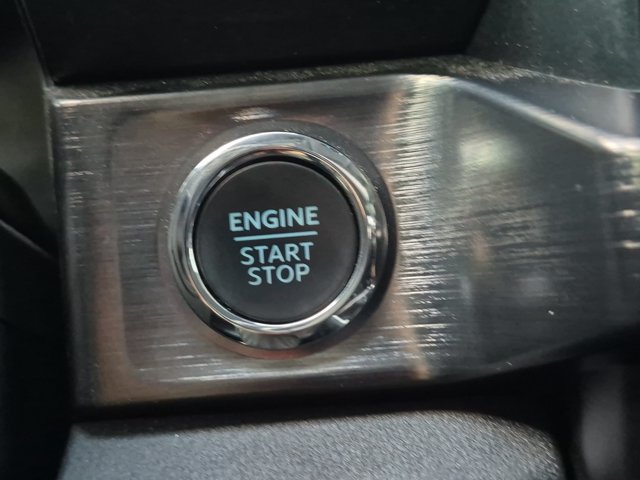 Certified 2024 Ford F250 Lariat w/ Lariat Ultimate Package AWD/4WD image 28