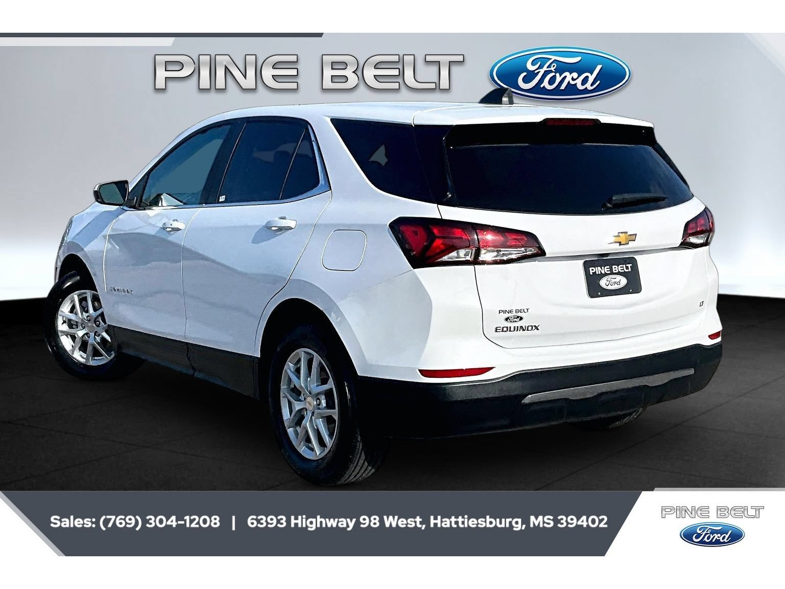 Used 2022 Chevrolet Equinox LT FWD image 2