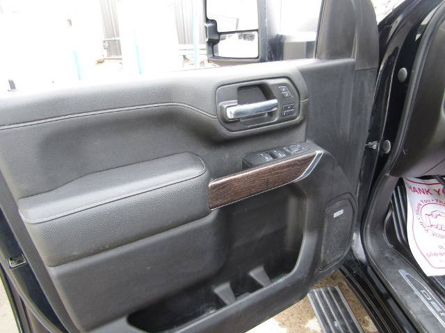 Used 2023 GMC Sierra 2500 Denali w/ Denali Black Diamond Edition AWD/4WD image 32