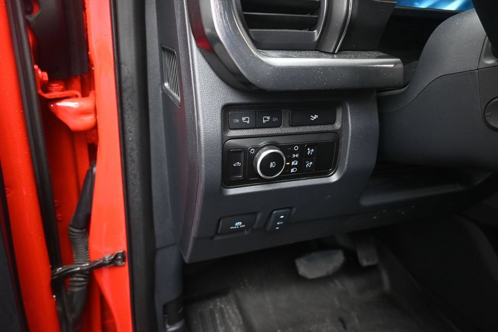 Certified 2024 Ford F250 Lariat w/ Black Appearance Package AWD/4WD image 13