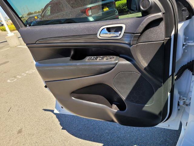 Used 2021 Jeep Grand Cherokee Laredo X AWD/4WD image 27