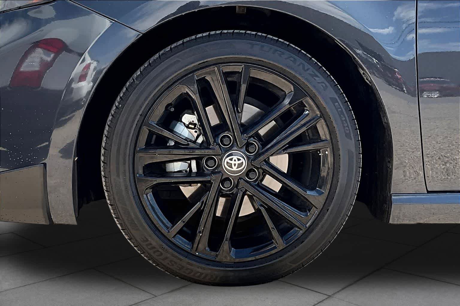 Used 2025 Toyota Camry SE FWD image 10
