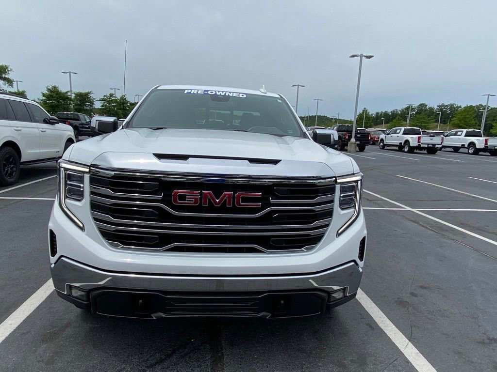 Used 2022 GMC Sierra 1500 SLT AWD/4WD image 2