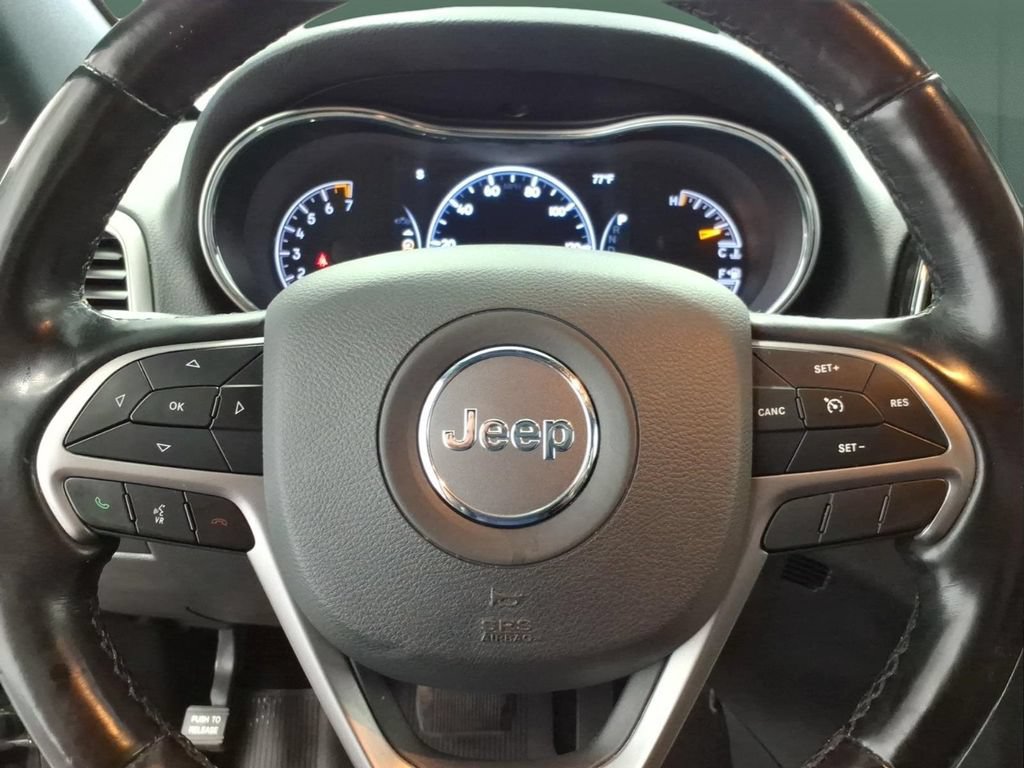 Used 2021 Jeep Grand Cherokee Laredo X AWD/4WD image 20
