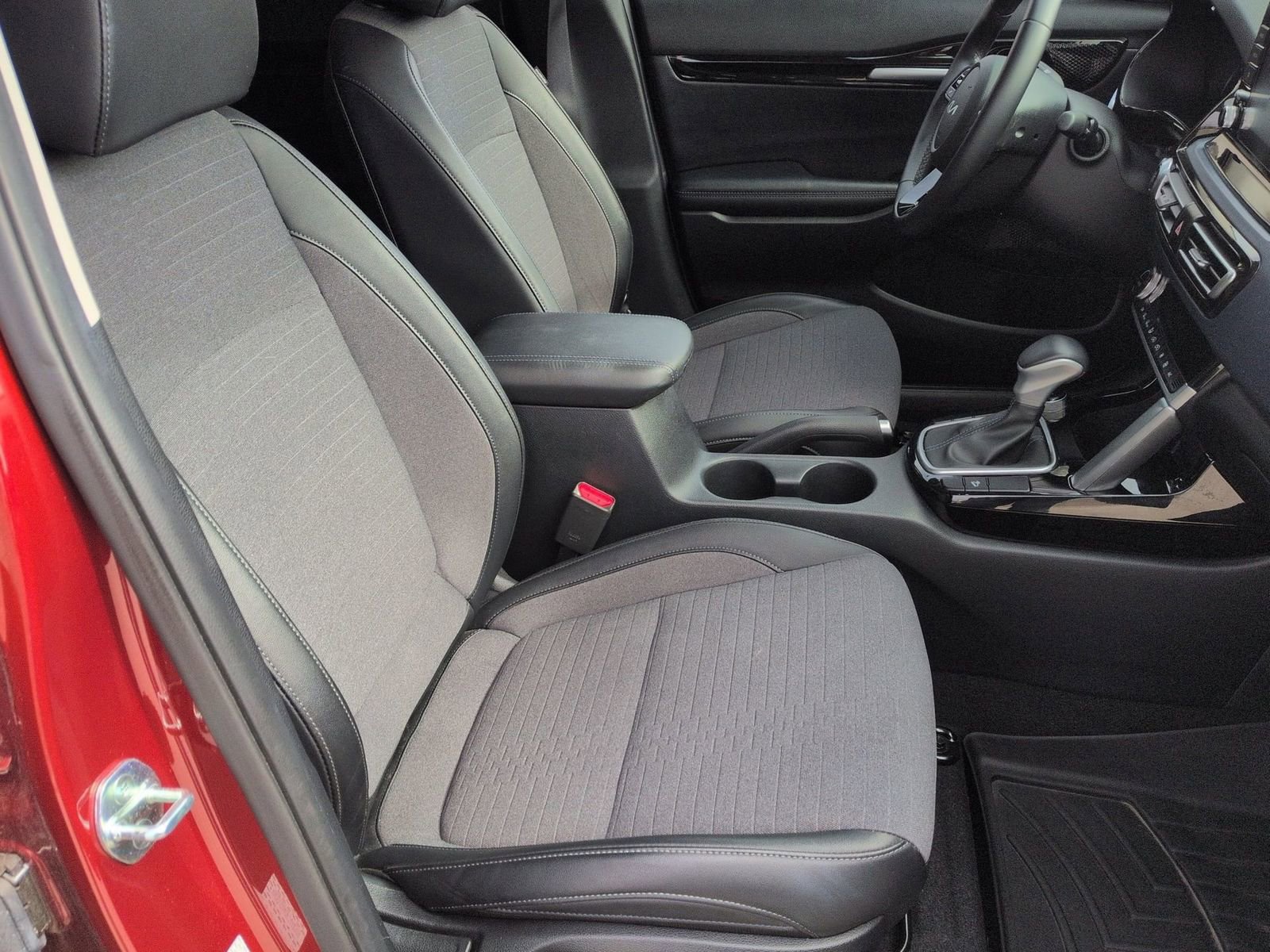 Used 2023 Kia Seltos S image 43