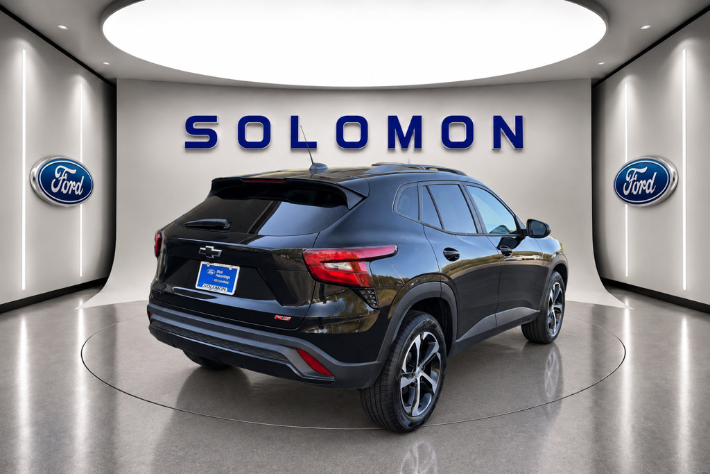 Used 2024 Chevrolet Trax RS FWD image 7