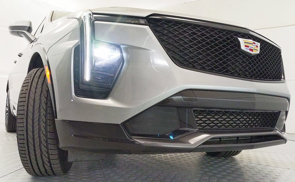 Used 2024 Cadillac XT4 Sport AWD/4WD image 23