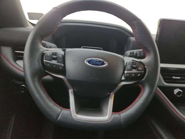Certified 2025 Ford Explorer ST-Line AWD/4WD image 13