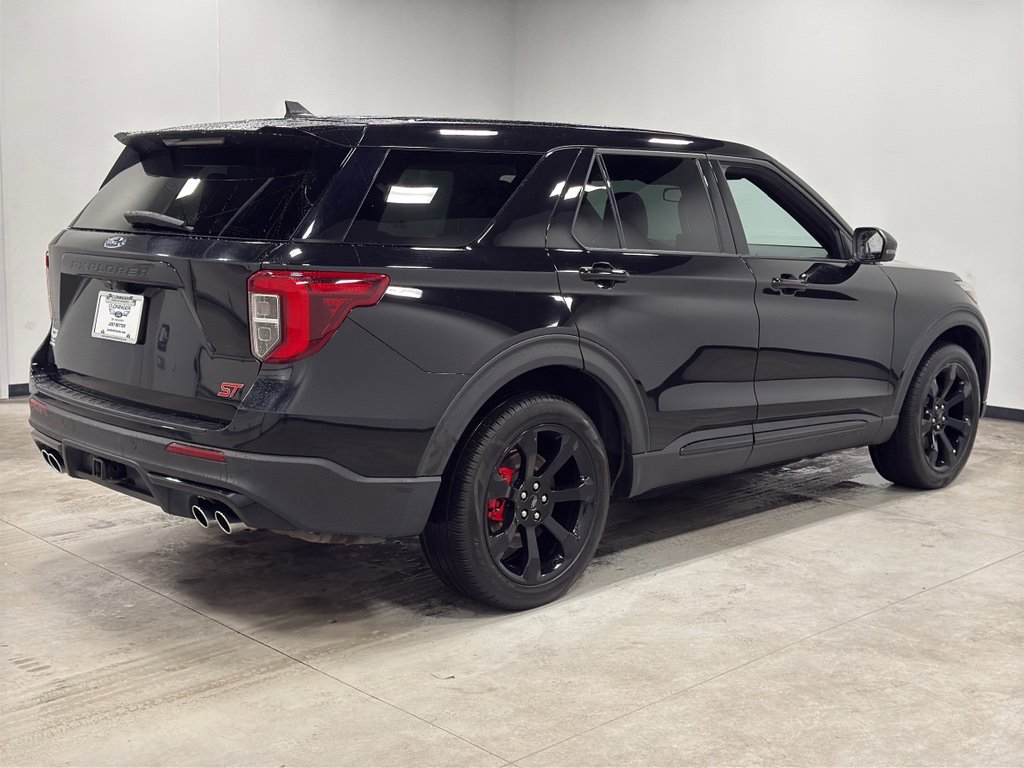 Certified 2022 Ford Explorer ST w/ Equipment Group 401A image 8