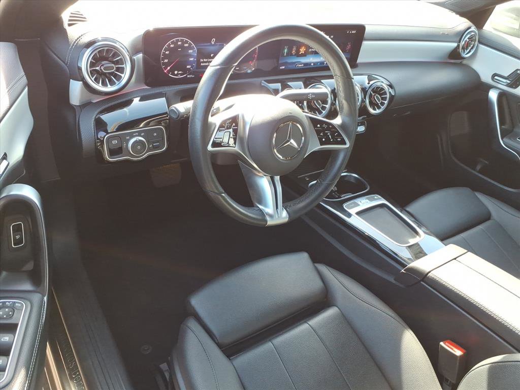 Used 2025 Mercedes-Benz CLA 250 image 7