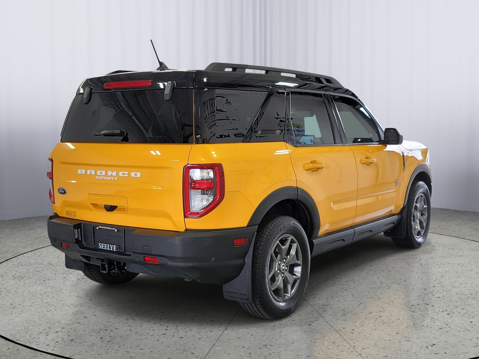 Certified 2021 Ford Bronco Sport Badlands w/ Badlands Package AWD/4WD image 2