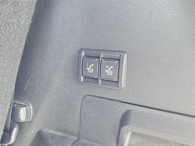 Used 2023 Toyota Sequoia Capstone image 32