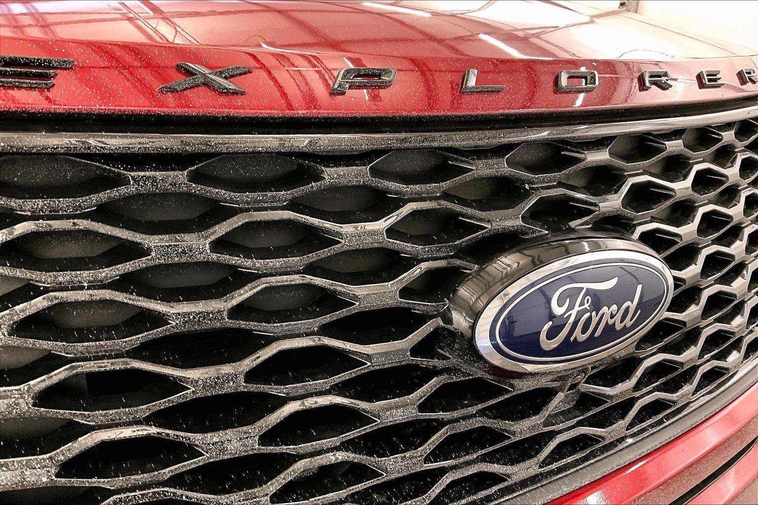 Certified 2023 Ford Explorer ST w/ Equipment Group 401A image 30